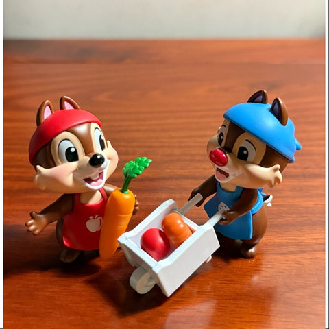Disney Chip 'N' Dale Fun-loving Brothers Series Joyful Harvest