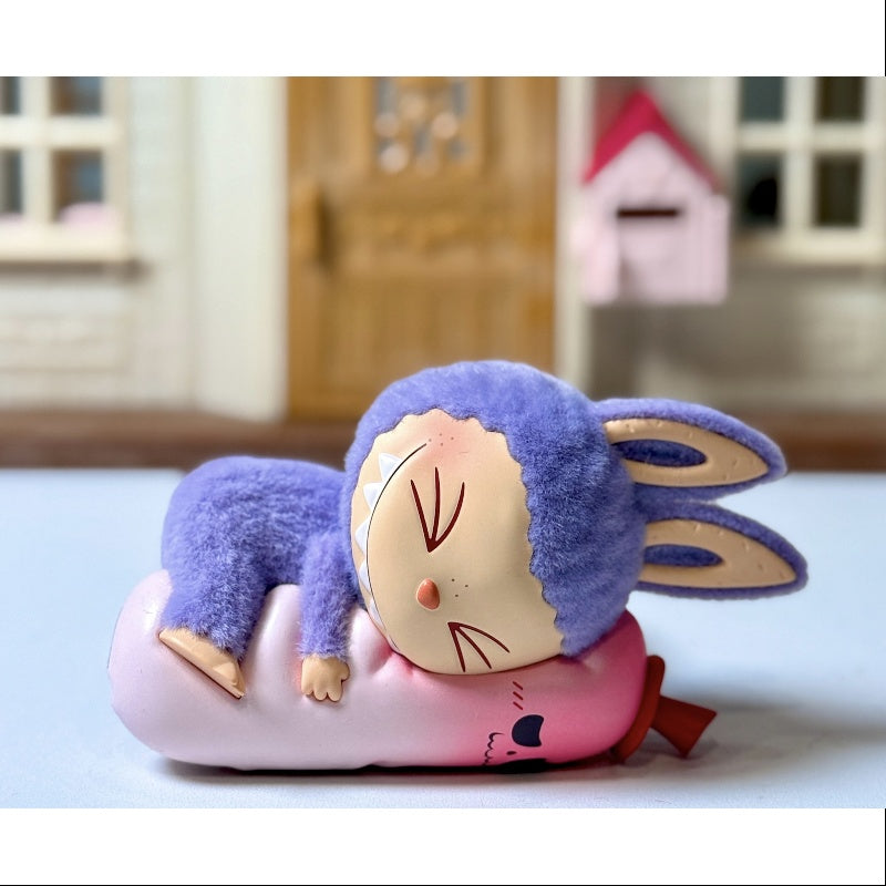 Labubu The Monsters 1:00 A.M. Series Hugging Time