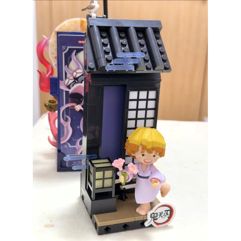 Zenitsu Agatsuma Demon Slayer Unwavering Resolve Arc Block Blind Box Series: A Moment Of Infatuation (Confirmed Style)