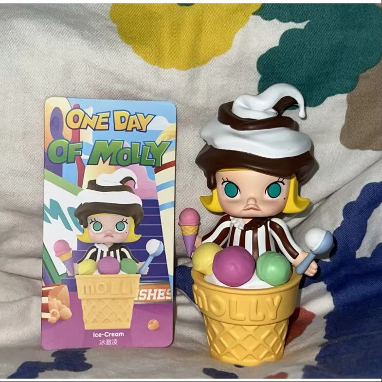 MOLLY One Day of Molly Series – TOYSEZ