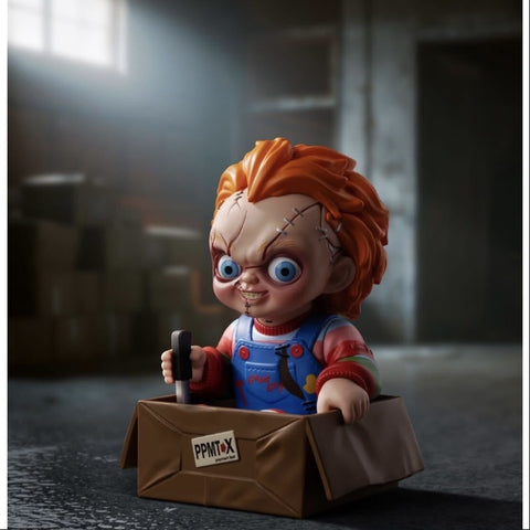 Chucky Franchise Series Delivery Box Chucky