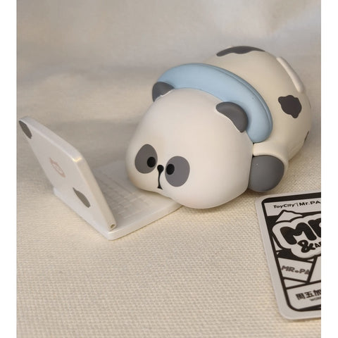 Mr.PA Working Week Blind Box Series: Work Overtime On Friday (Confirmed Style)