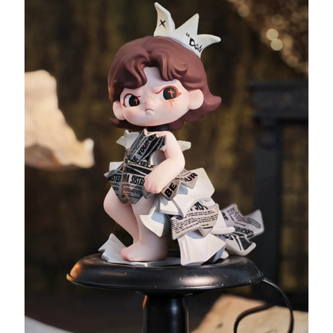 Dora The Wonderful Night Blind Box Series: Gorgeous Disguise (Confirmed Style)