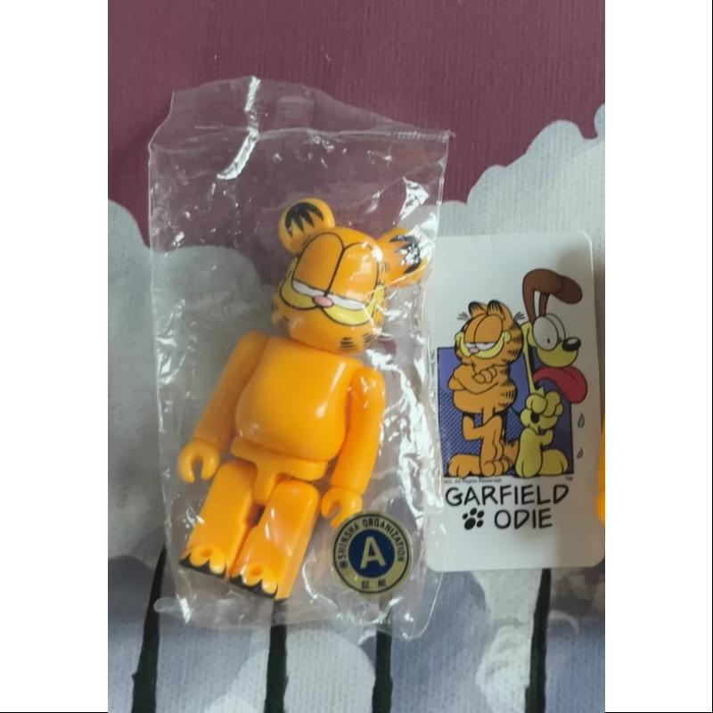 Bearbrick Series 36 CUTE garfield 100%