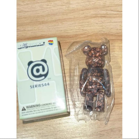 Bearbrick Series 44 JELLYBEAN Coffee Bean 100%