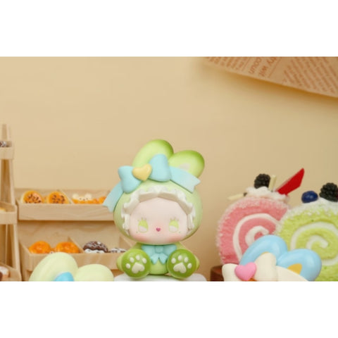 Emma Bunny Collector Debut Vol.1 Blind Box Series: Green Apple (Confirmed Style)