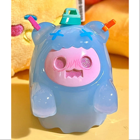 Shinwoo Ghost Bear House Series Laundry Time