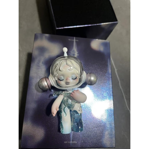 Skullpanda Baby In Silence Limited Figurine