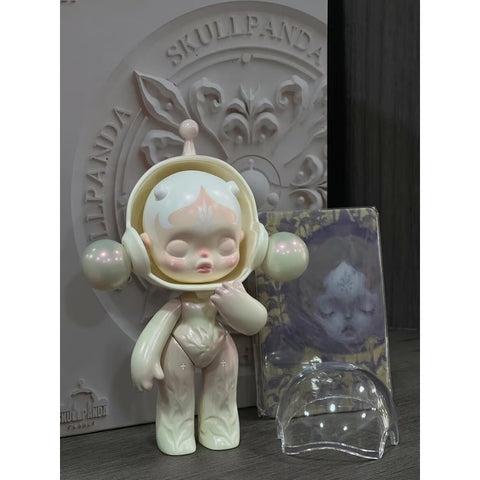 Skullpanda Confide Limited Figurine