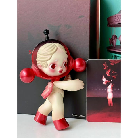 Skullpanda Baby Lost Messenger Limited Figure