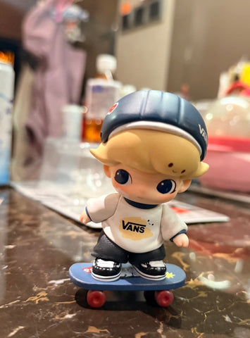 DIMOO VANS Ride The Dream 2026 Limited Edition