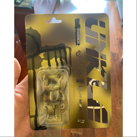 BEARBRICK 100 % SERIE 5 ARTIST FUTURA MEDICOMTOY KAWS BEARBRICK 100 % SERIE 5 ARTIST FUTURA MEDICOMTOY KAWS