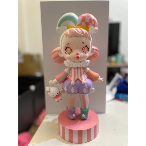 Laura Sad Clown Pink 400% Figurine ToyCity 2020 Limited Edition