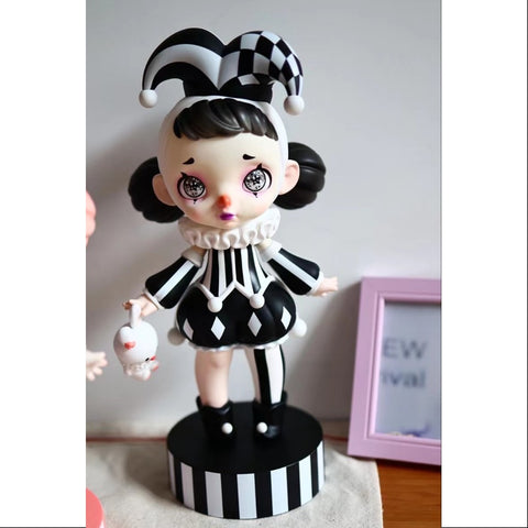 Laura Sad Clown Dark Night 400% Figurine ToyCity 2020 Limited Edition