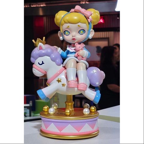 Laura Dream Carousel 200% Figurine ToyCity 2023 Limited Edition