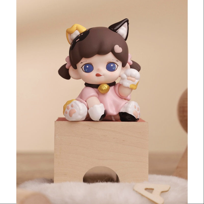 Baby Zoraa Meow Cat Face Mini Series Lucky Cat