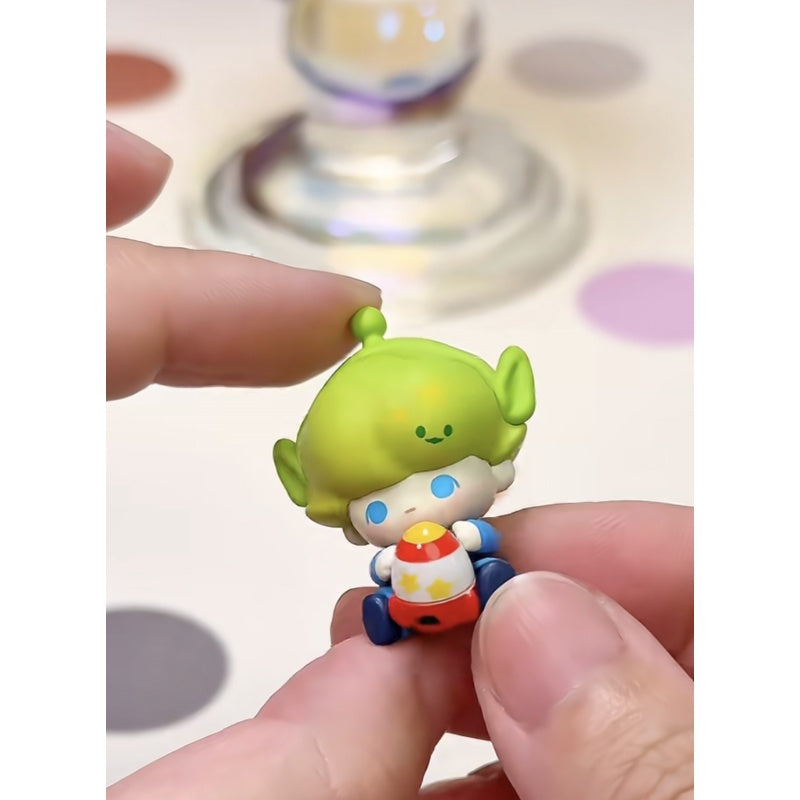 DIMOO WORLD × PIXAR Pop Bean Blind Box Series: Dimoo As Alien (Confirmed Style)