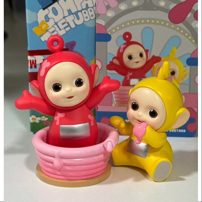 Teletubbies Companion Series Secret Laa-Laa & Po gulping down tubby custard (1/72)