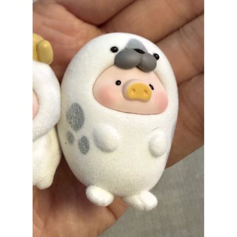 LuLu the Piggy Animal Party Mini Blind Bag Series: Seal (Confirmed Style)