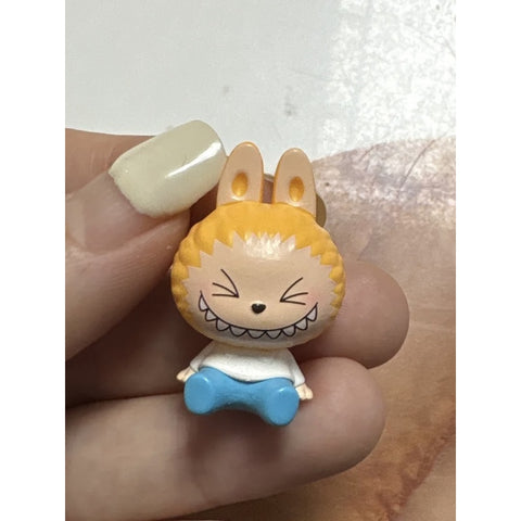 Labubu Pop Bean Classic Sitting Series: ZIMOMO Traveller (Confirmed Style) | TOYSEZ Data