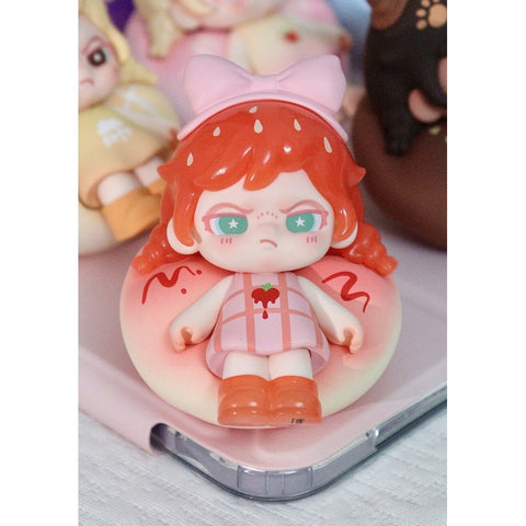 Baby Dora Tiny Bread Bite Mini Blind Box Series: Strawberry Jam Bread (Confirmed Style)