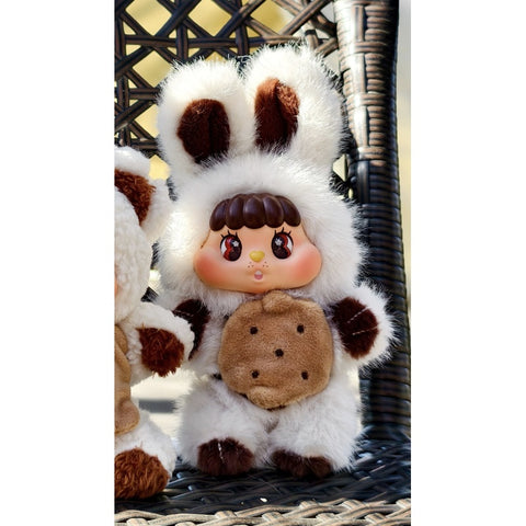 Little Buns Melting Together Plush Pendant Blind Box Series: Chocolate Sandwich Cookie - Bunny Bing (Confirmed Style)