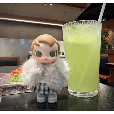 MOLLY Winter Fit Check Vinyl Plush Pendant Series The First Snowflake