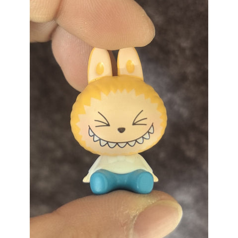 Labubu Pop Bean Classic Sitting Series: ZIMOMO Traveller (Confirmed Style) | TOYSEZ Data