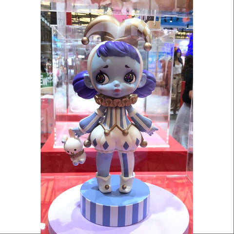 Waste(twice) - Laura Laura Sad Clown Corpse Bride 400% Figurine ToyCity 2020