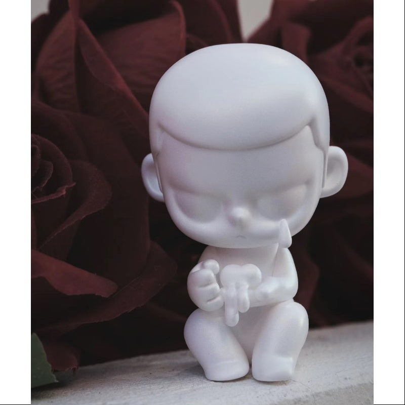 KUBO Thorn Rose White Special Ver. Figurine Art Toy 2023 Limited TOYSEZ KUBO Thorn Rose White Special Ver. Figurine Art Toy 2023 Limited TOYSEZ