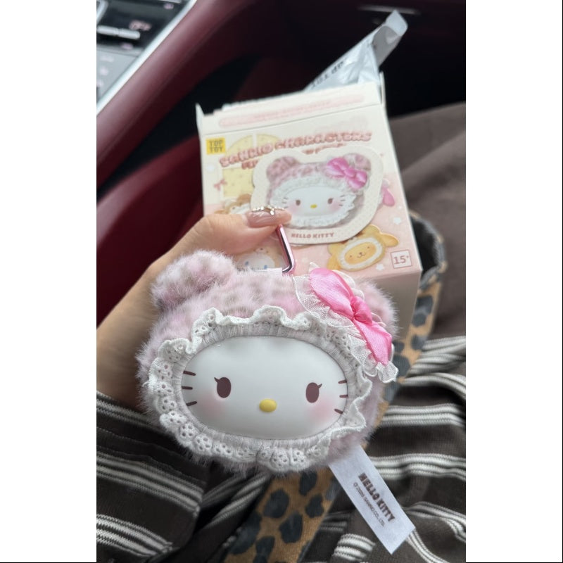 Hello Kitty Sanrio Characters Fluffy Teddy Bear Plush Pendant Series Secret Hello Kitty (1/144)