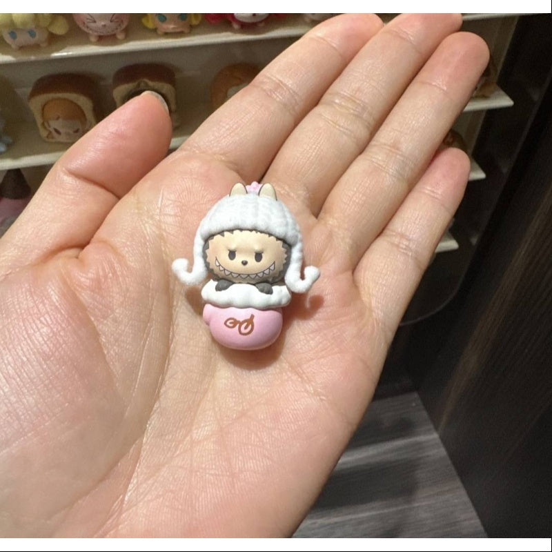 Labubu Pop Beans Fluffy & Cozy Series Snug Pink Mittens