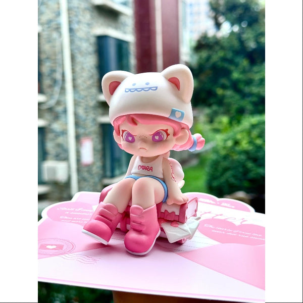 DORA Love Letter Figure Art Toy TNT SPACE 2024 Limited – TOYSEZ