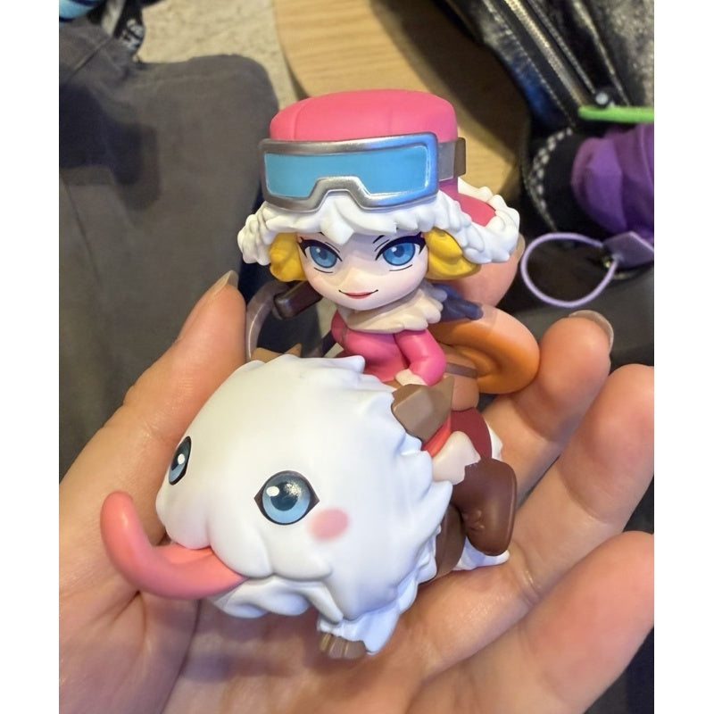 League of Legends Clash of The Cuties Blind Box Series: Poro Rider Sejuani (Confirmed Style)