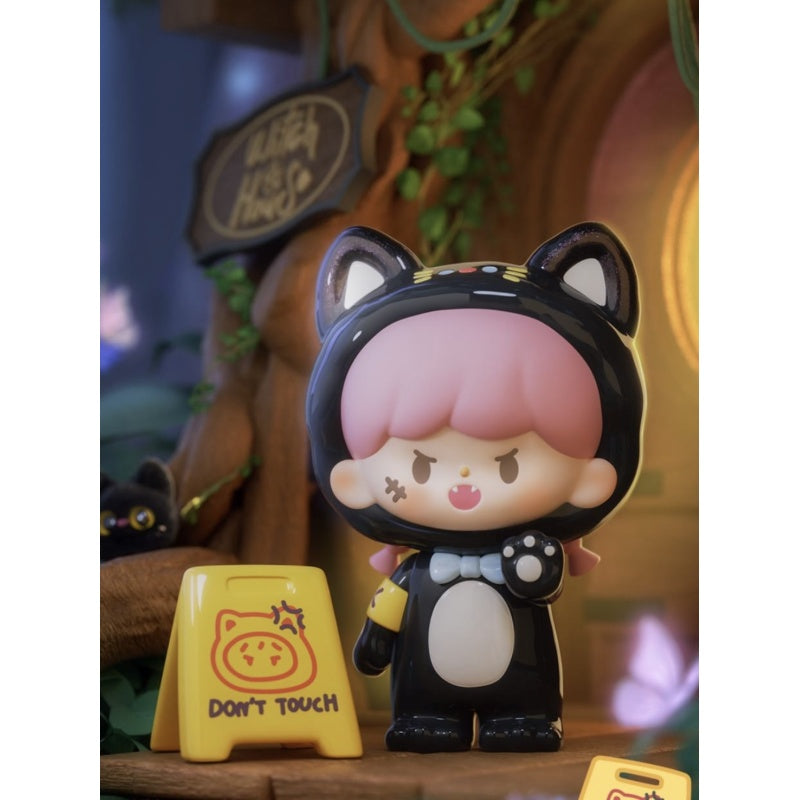 zZoton Naughty Animal City Series Don't Touch Cat