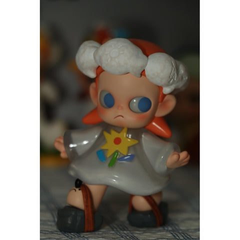 Zsiga Under The Sun Blind Box Series: WOBBLING (Confirmed Style)