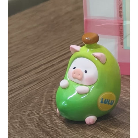 LuLu the Piggy Picnic Party Mini Bean Blind Bag Series: Unripe Banana (Secret, 1/18)