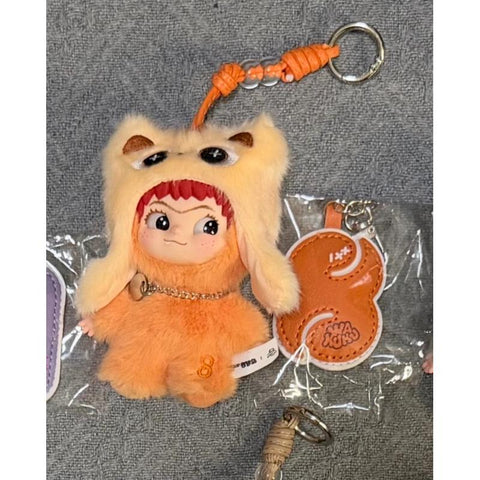 WAKUKU On a Roll Vinyl Plush Series: No. 8 (Confirmed Style) | TOYSEZ Data