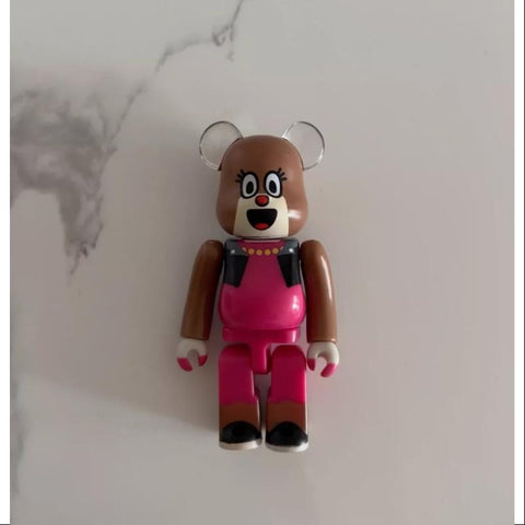 Bearbrick Series 39 CUTE Nehorin Pahorin Girl 100%