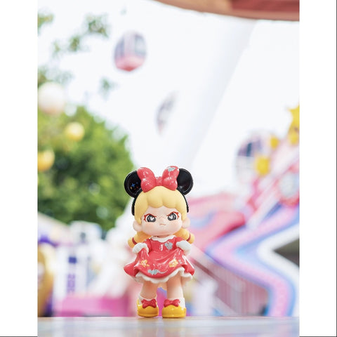 Disney DORA Loves Mickey Series Minnie