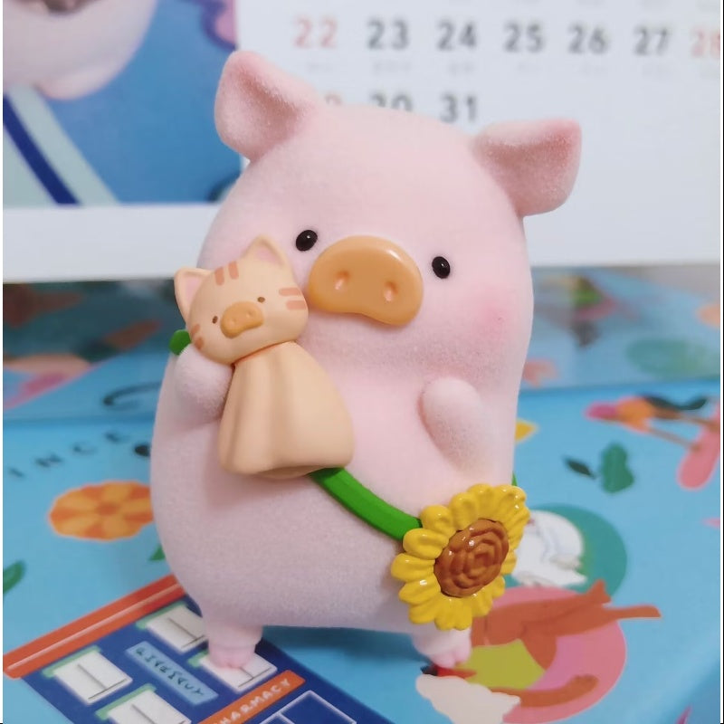 LuLu the Piggy Travel Series Sunny Day