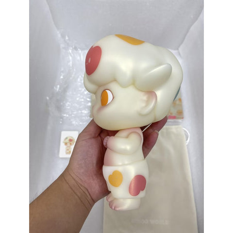 DIMOO Milk Sugar Plus Limited Figure