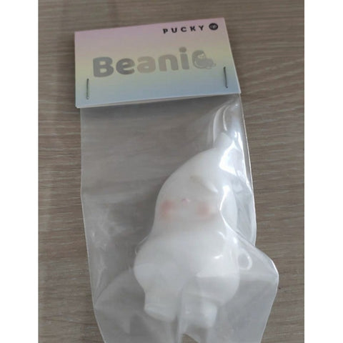 PUCKY Beanie Milk Tall 2021 Limited edition