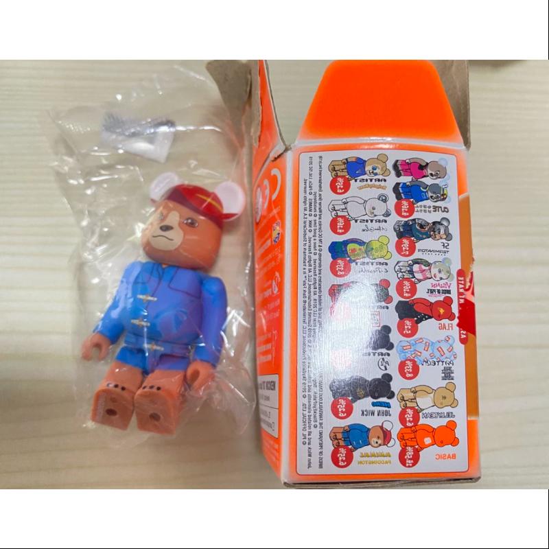 Bearbrick Series 39 ANIMAL Paddington 100%