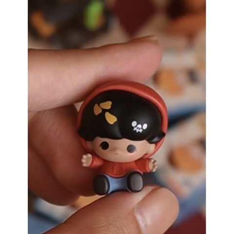DIMOO WORLD × PIXAR Pop Bean Blind Box Series: Dimoo As Miguel Rivera (Confirmed Style)