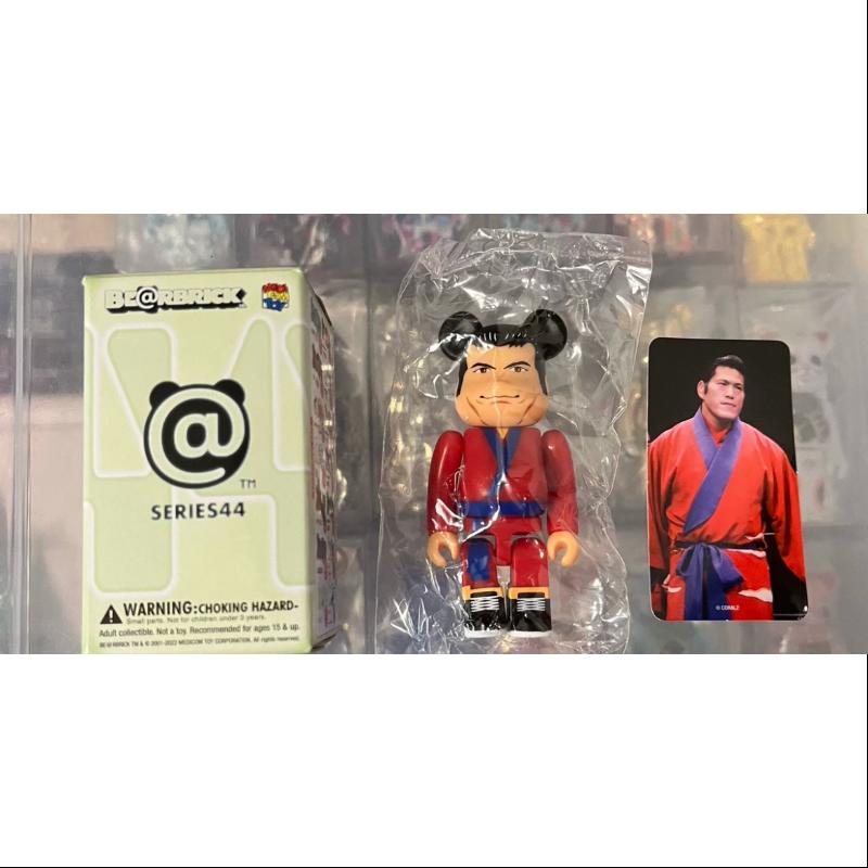 Bearbrick Series 44 ARTIST Antonio Inoki 100%