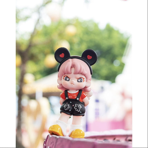 Disney DORA Loves Mickey Series Mickey