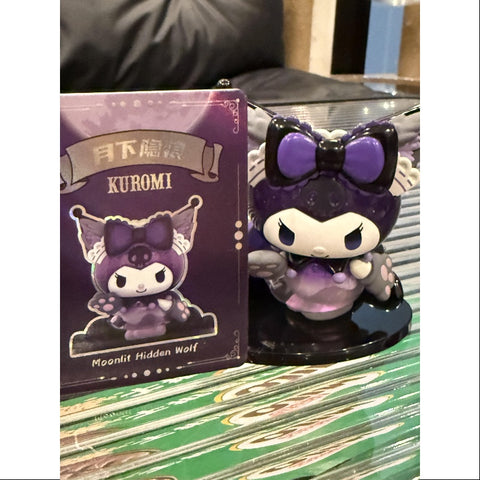 Kuromi Werewolves of Miller's Hollow Series Secret Wolf under the Moon (1/96)