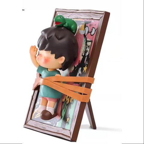 Hirono Seeing Art Toy Figurine 2023 LIMITED