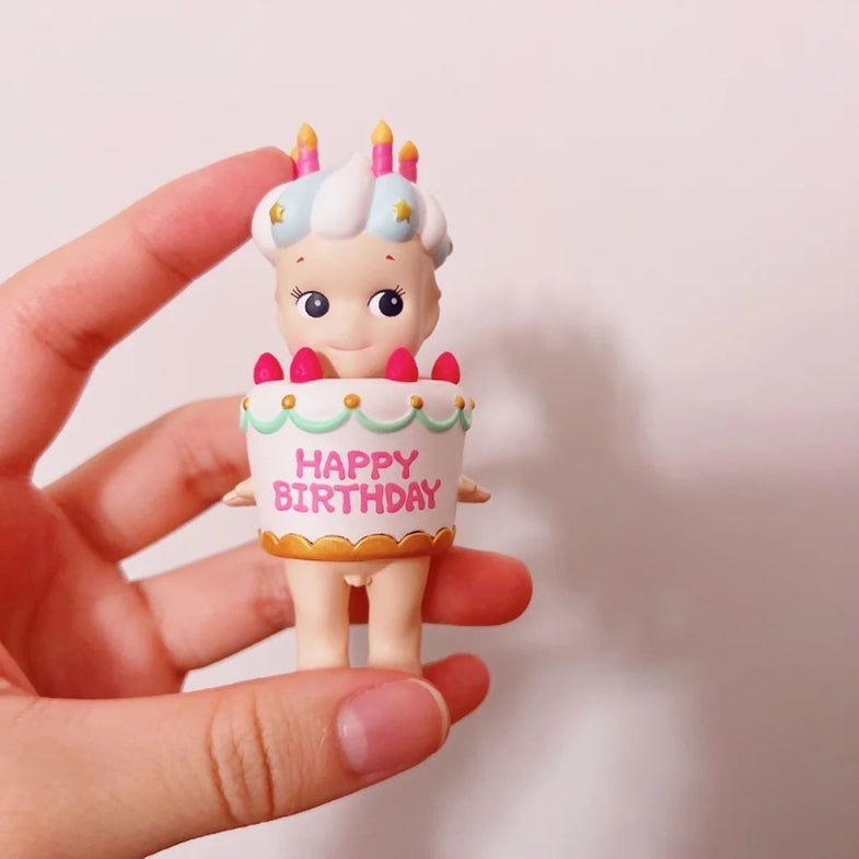 StrawberryCake_1_785x.jpg?v=